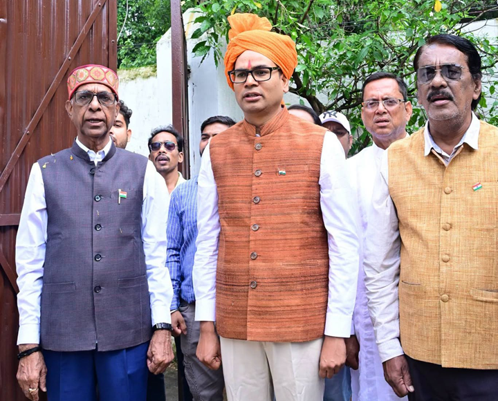National flag hoisted at Raigarh, Chhattisgarh  